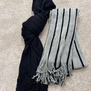 Buffalo David Bitton Black and Gray Knit Scarves
